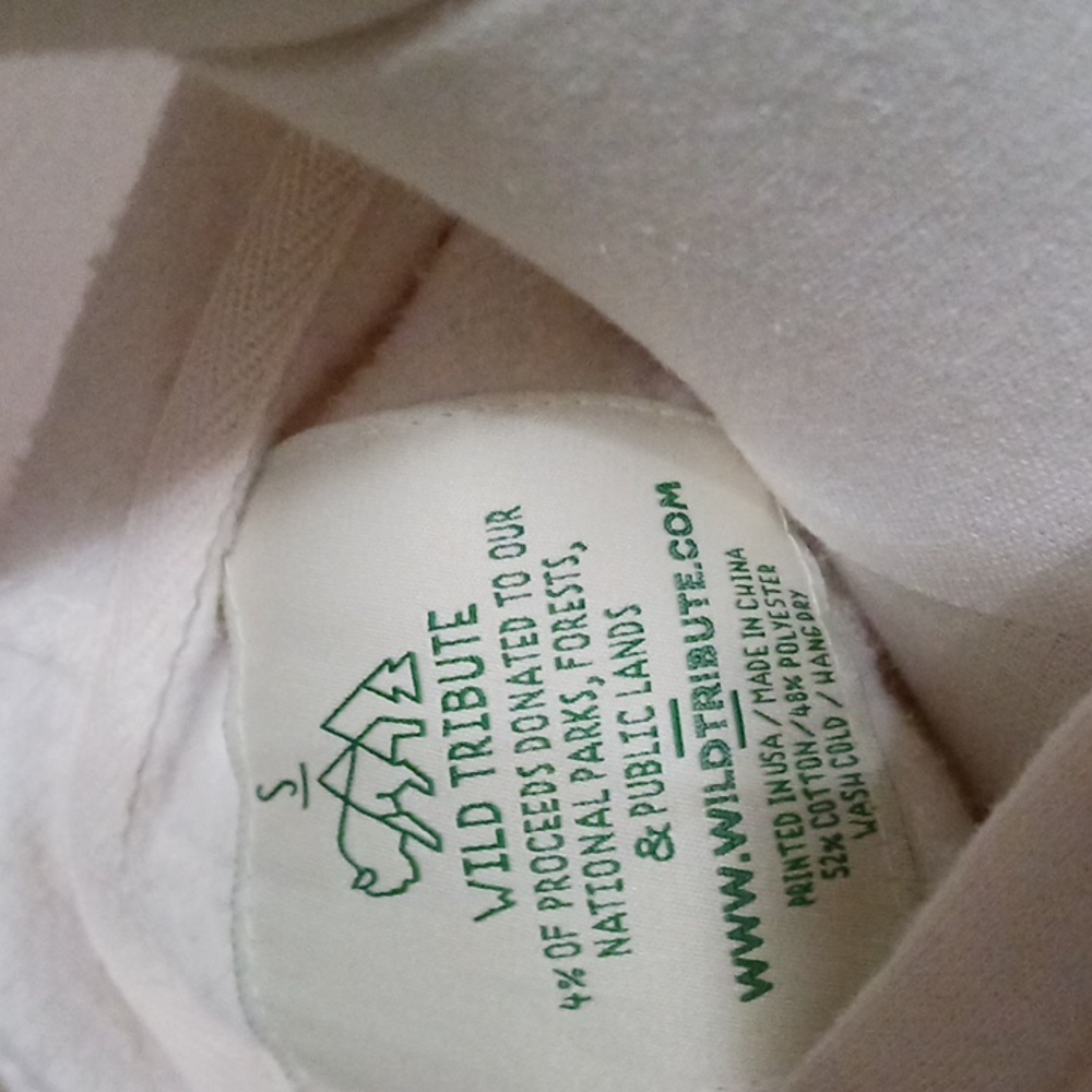 Wild Tribute- Ski Bums Women's Cream Graphic Hoodie - Picture 2 of 13